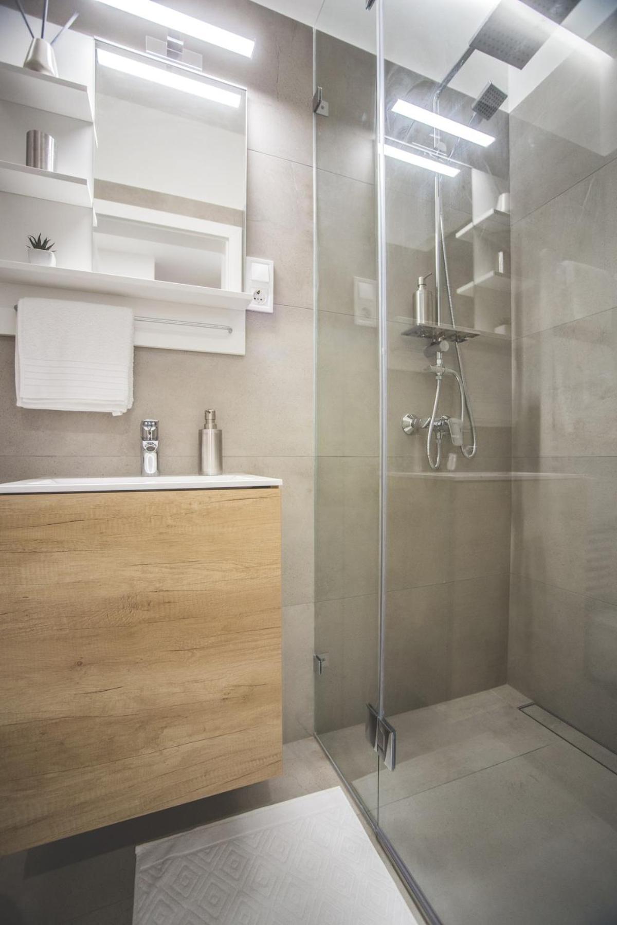 Modern, Designer In Vibrant Soho Apartament Budapesta